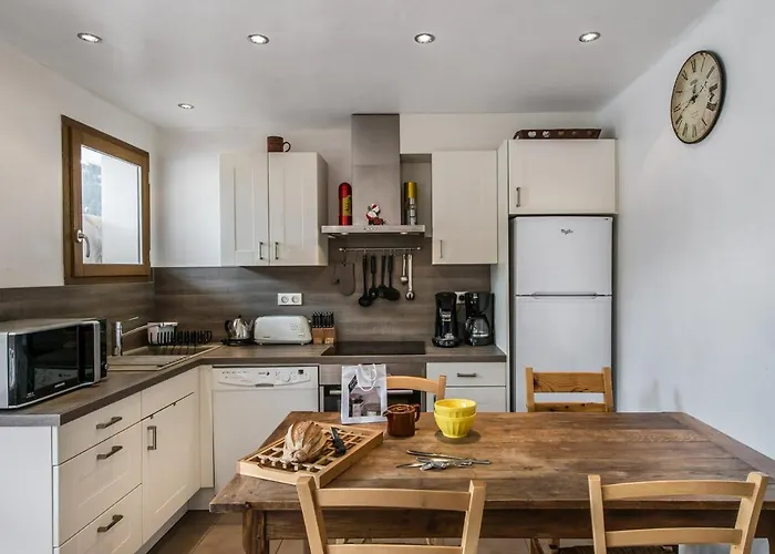 Renove Au Centre De 1650, Acces Direct Aux Pistes - Fr-1-563-59 Courchevel